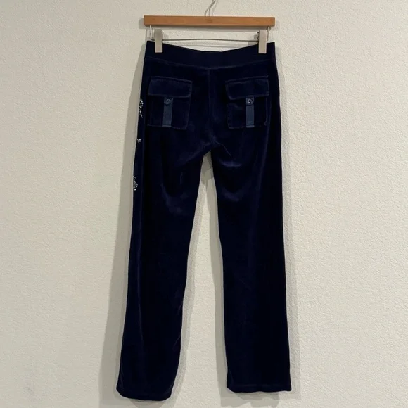 Juicy Couture Velour Track Sweats Navy blue, Rhinestone Script Size Medium Y2K - Picture 6 of 8